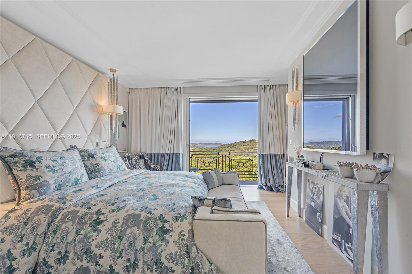 Saint Tropez - Residential