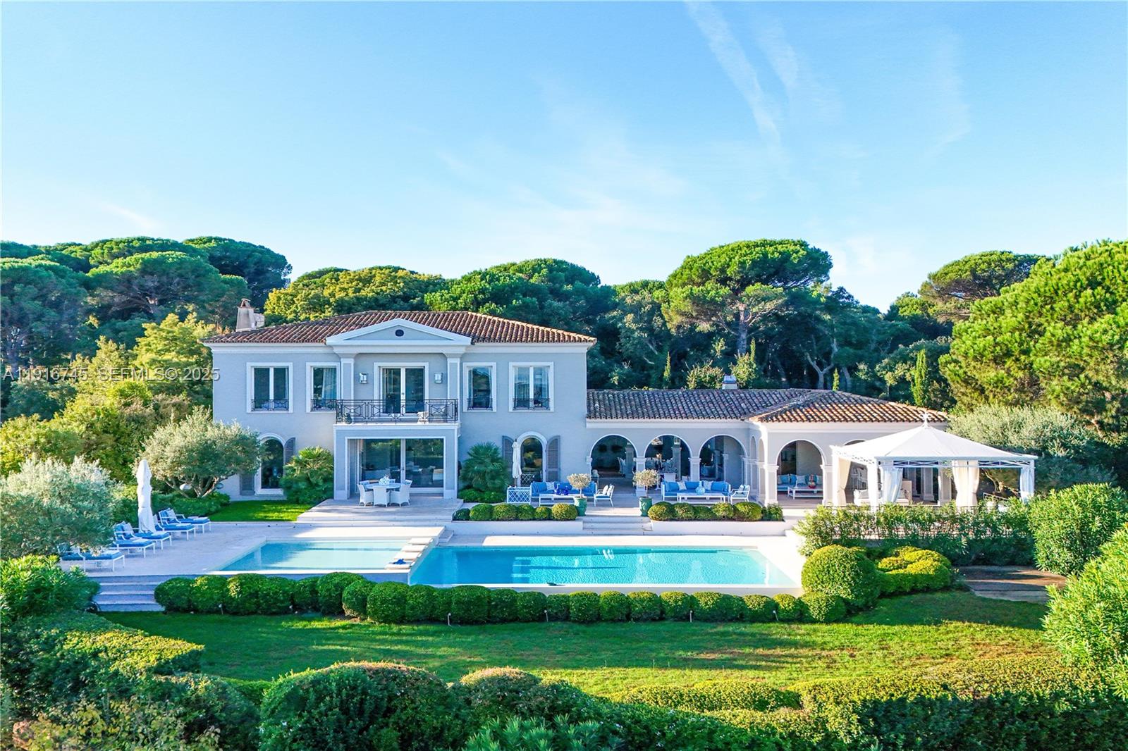 Saint Tropez - Residential