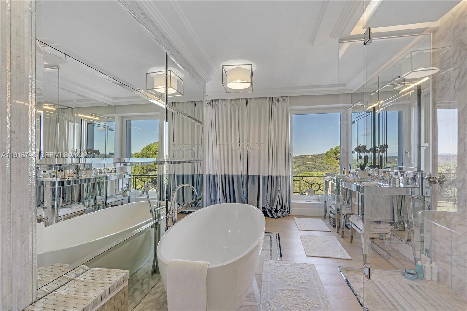 Saint Tropez - Residential