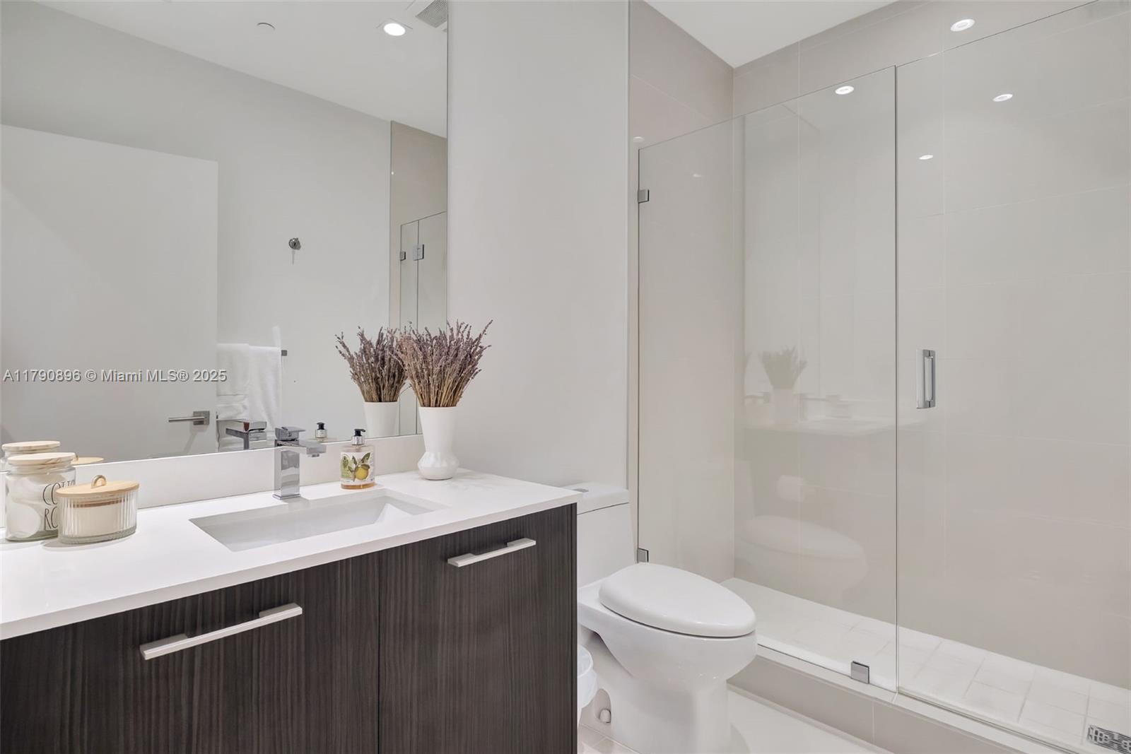 BRICKELL HEIGHTS WEST CON - Residential