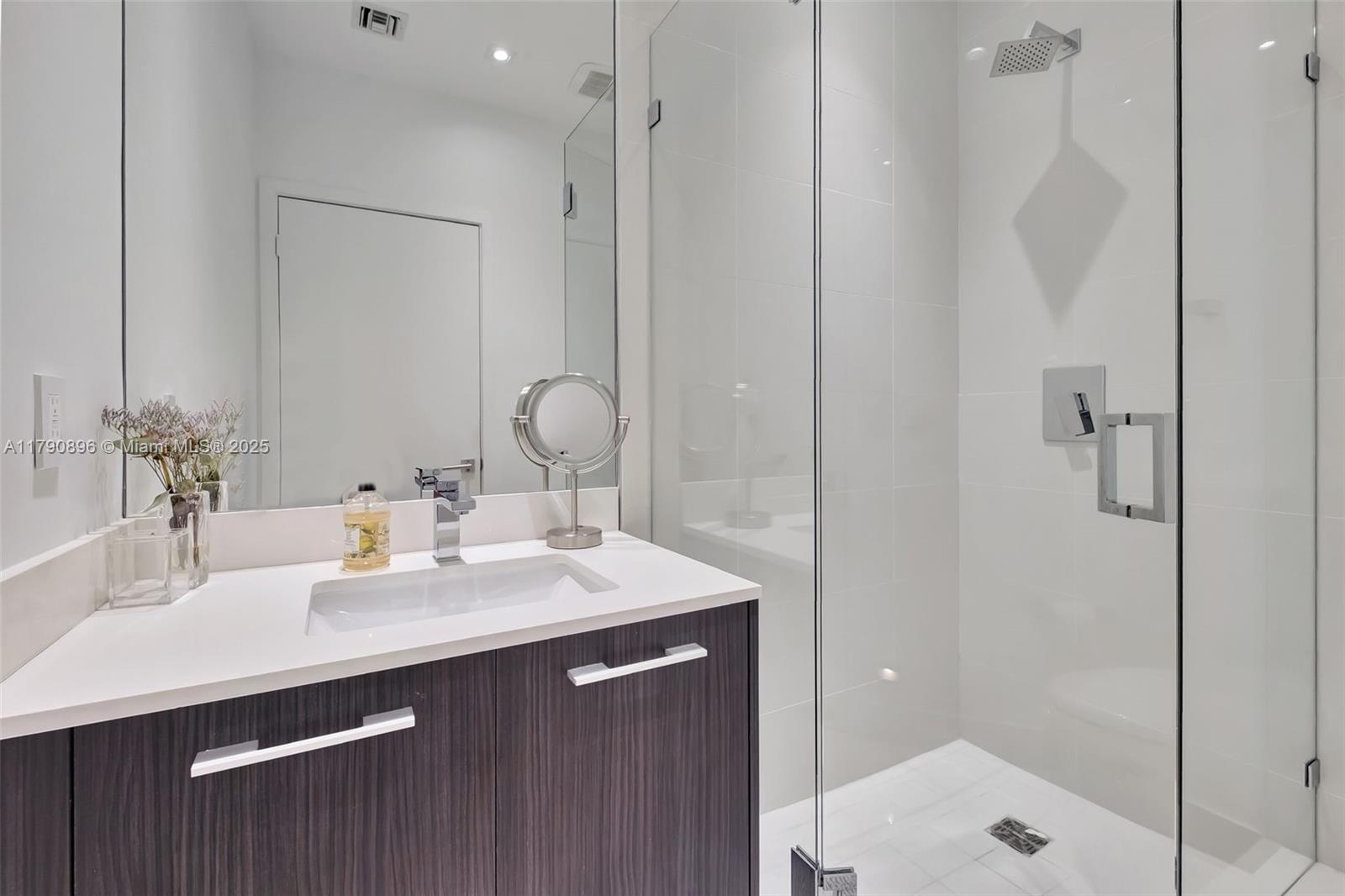 BRICKELL HEIGHTS WEST CON - Residential