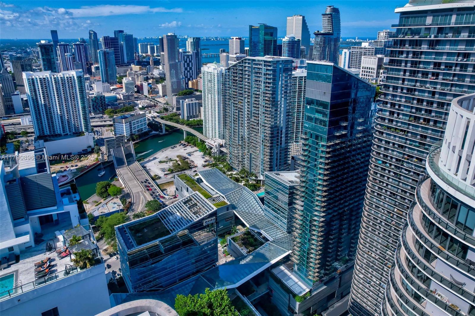 BRICKELL HEIGHTS WEST CON - Residential