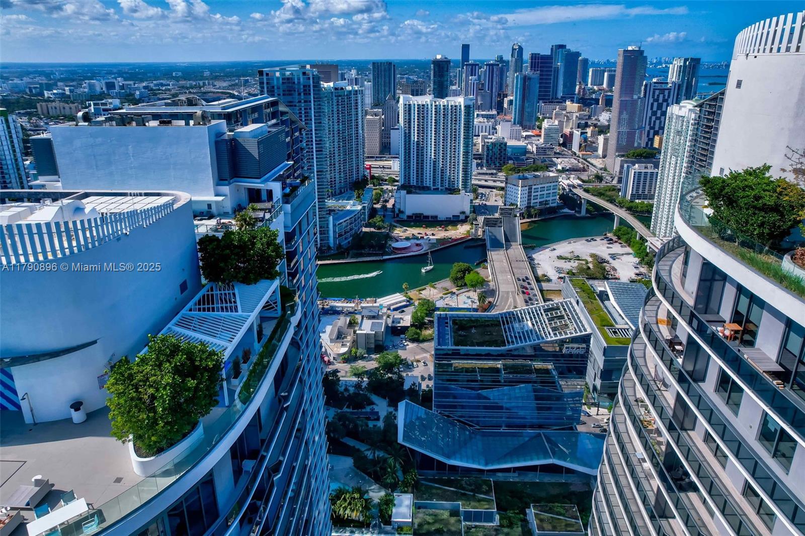 BRICKELL HEIGHTS WEST CON - Residential