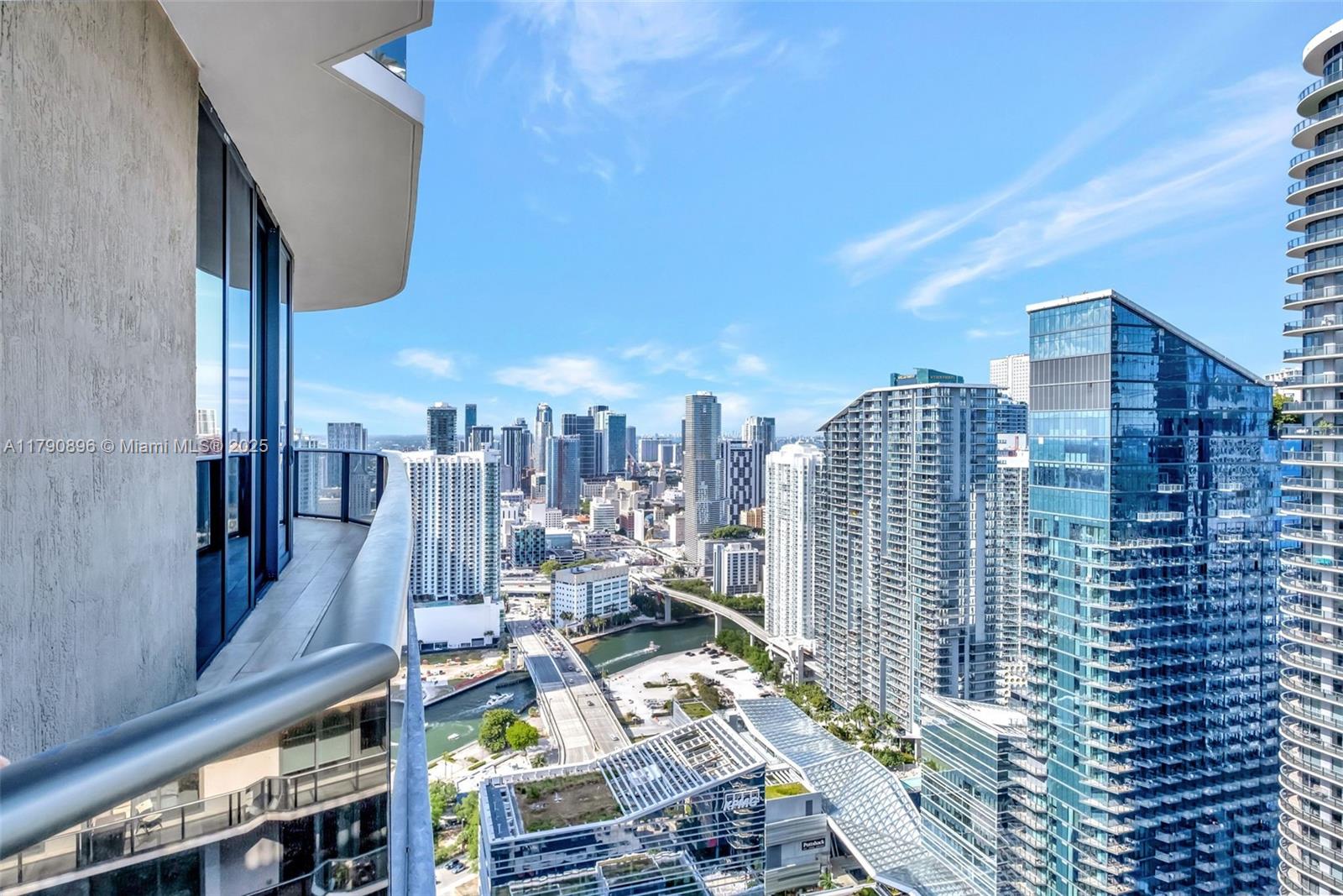 BRICKELL HEIGHTS WEST CON - Residential
