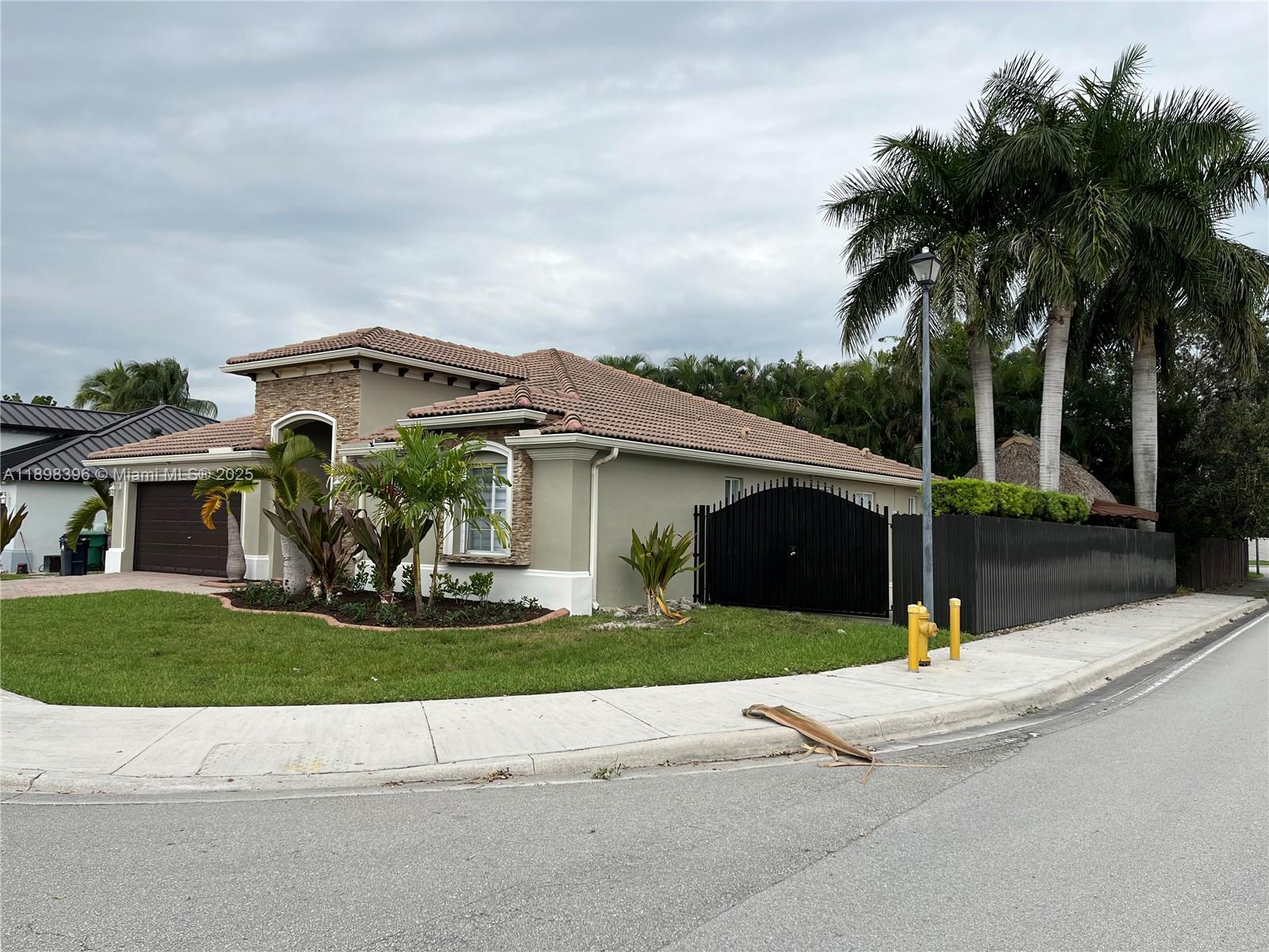 15205 SW 13th Ter, Miami, FL, 33194/$890,000 1 15205 SW 13th Ter