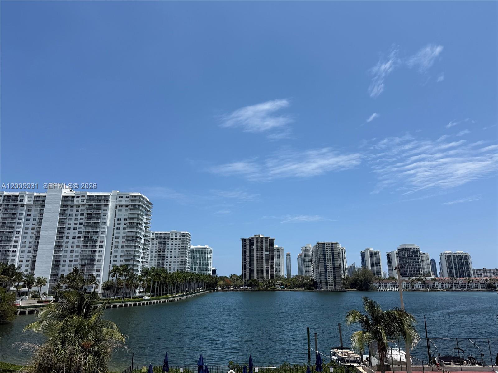 COMMODORE PLAZA CONDO - Residential