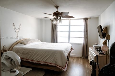 Tiny photo for 2780 NE 183rd St #2108, Aventura, FL 33160 (MLS # A12005031)