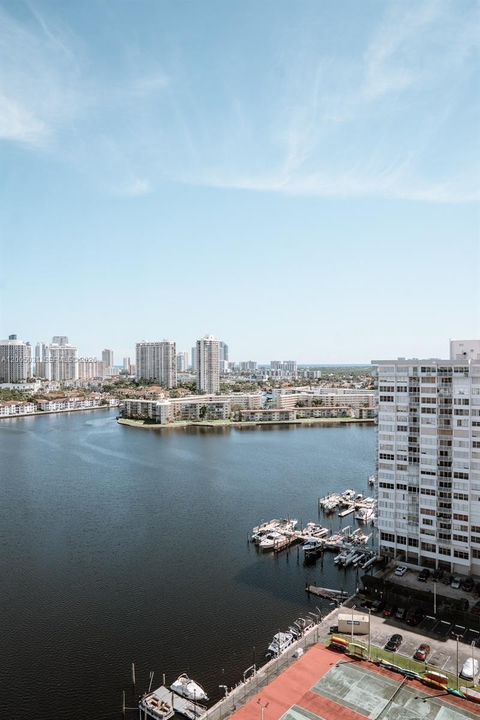 Tiny photo for 2780 NE 183rd St #2108, Aventura, FL 33160 (MLS # A12005031)