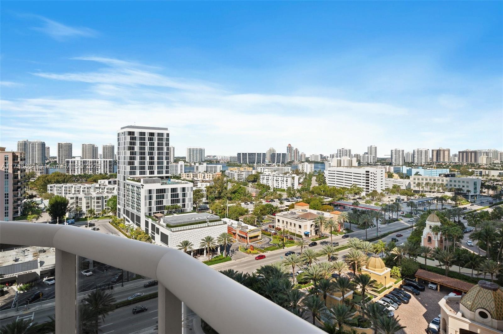 THE PINNACLE CONDO - Residential