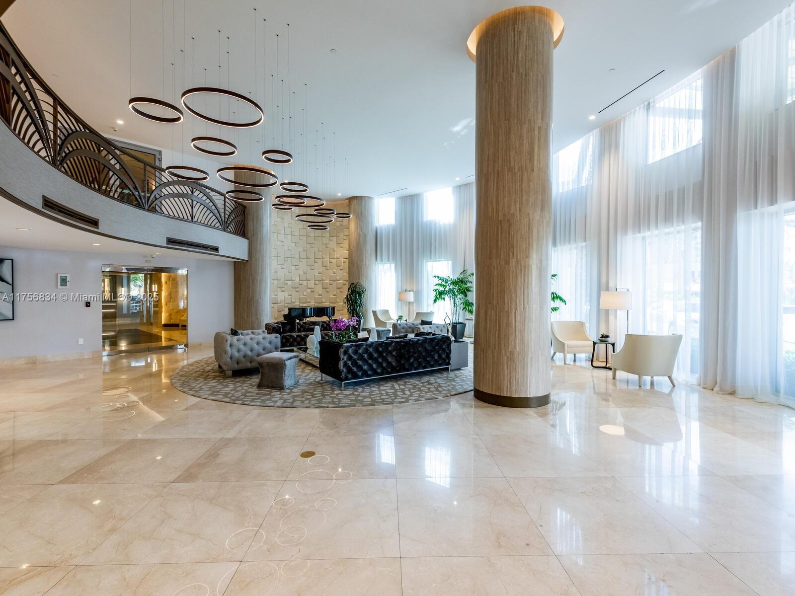 THE PINNACLE CONDO - Residential