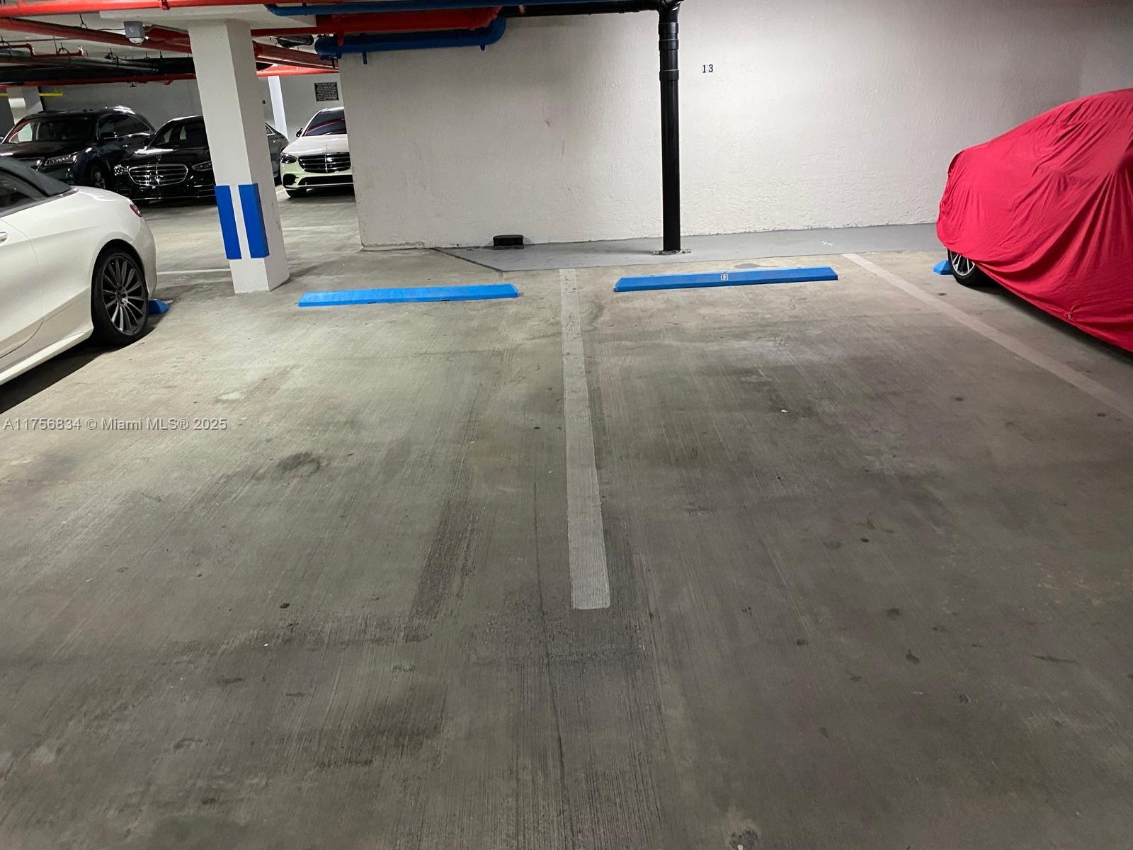 THE PINNACLE CONDO - Residential