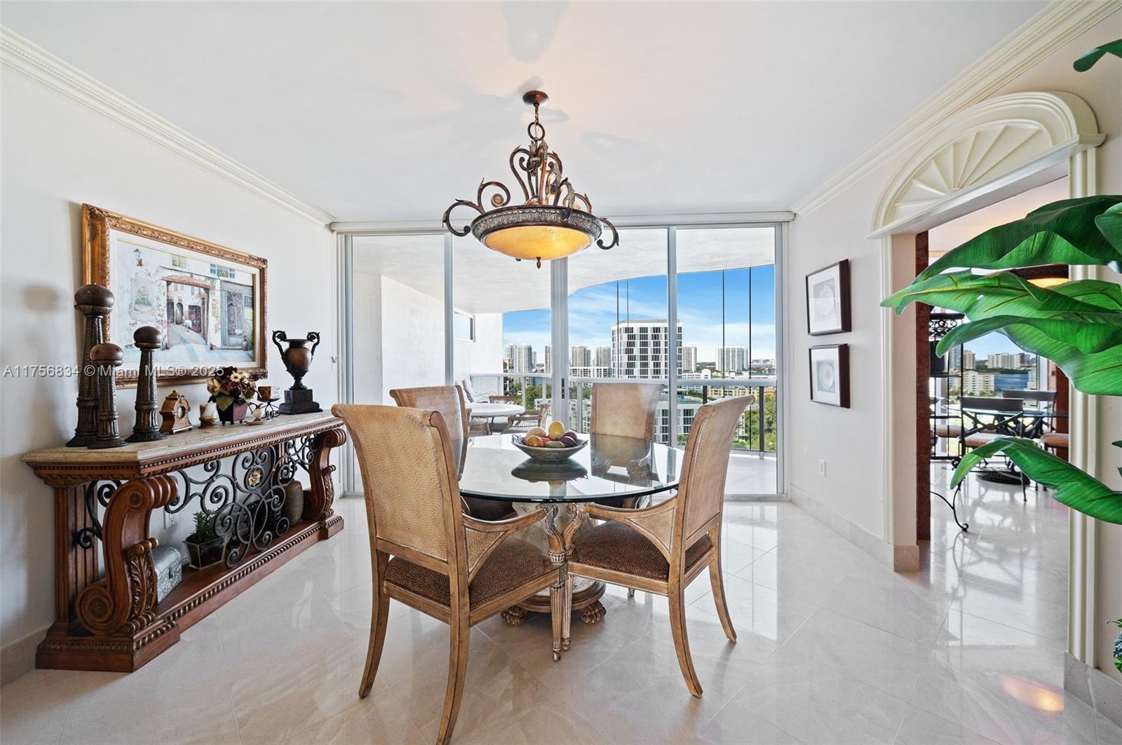 THE PINNACLE CONDO - Residential