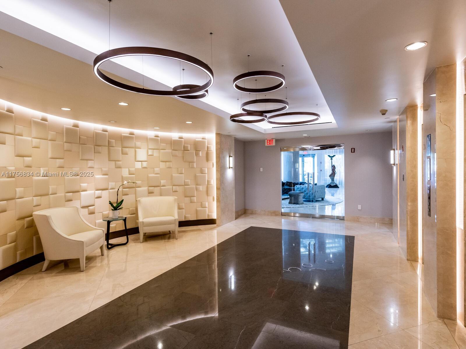 THE PINNACLE CONDO - Residential