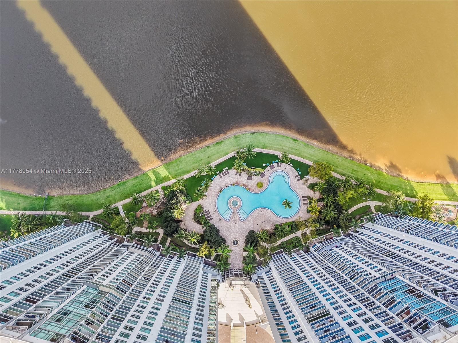 TAO SAWGRASS CONDOMINIUM - Residential