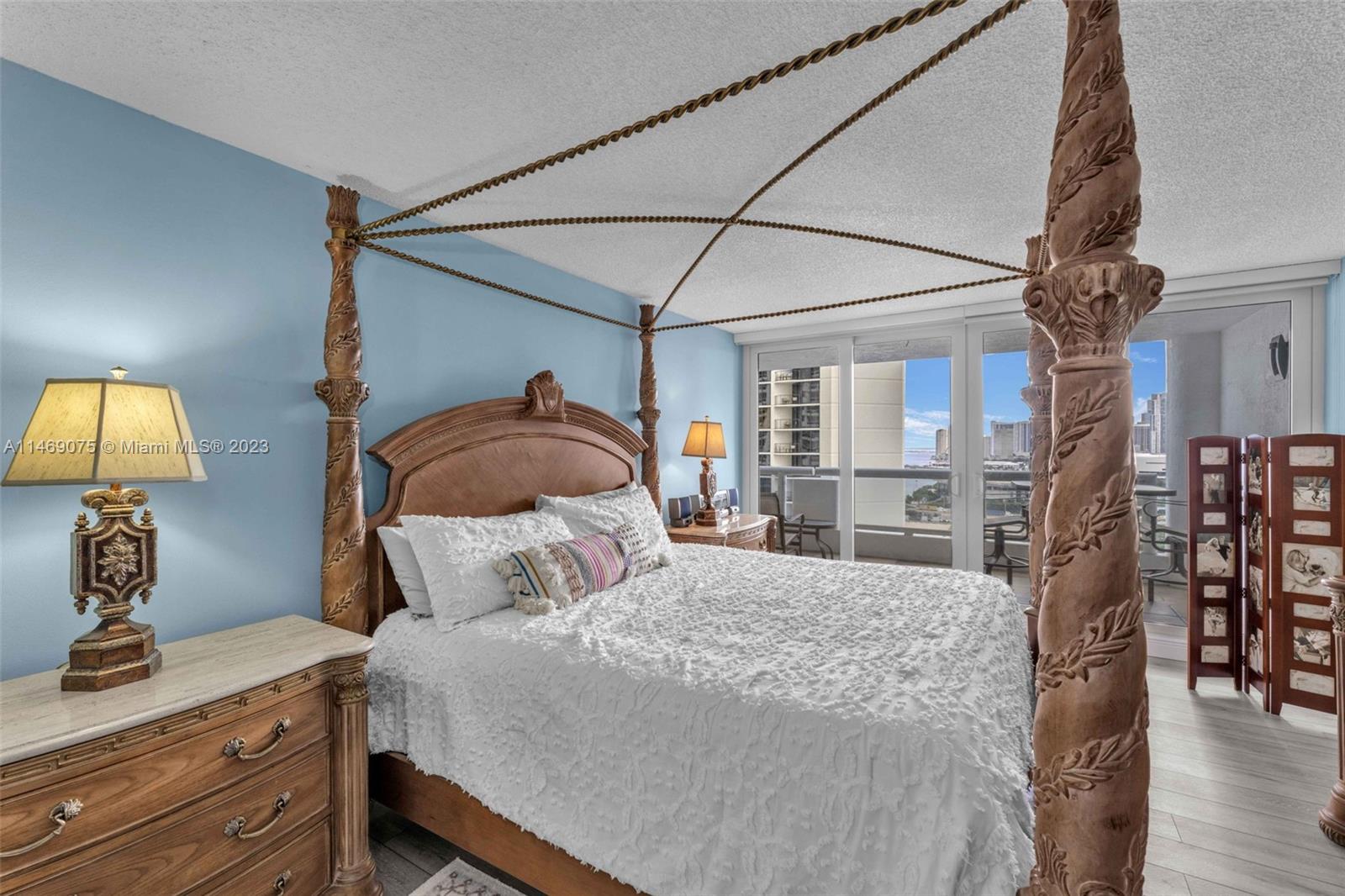 The Grand Condominium - Residential Lease