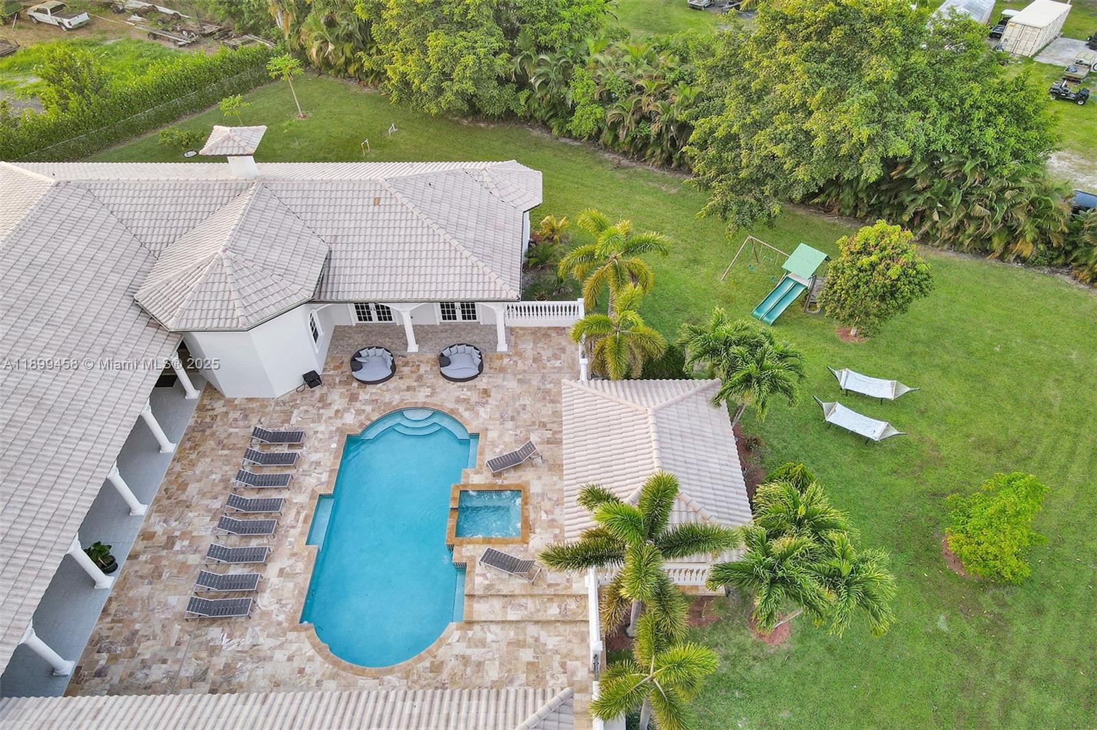 PINE MEADOW ESTATES - Residential