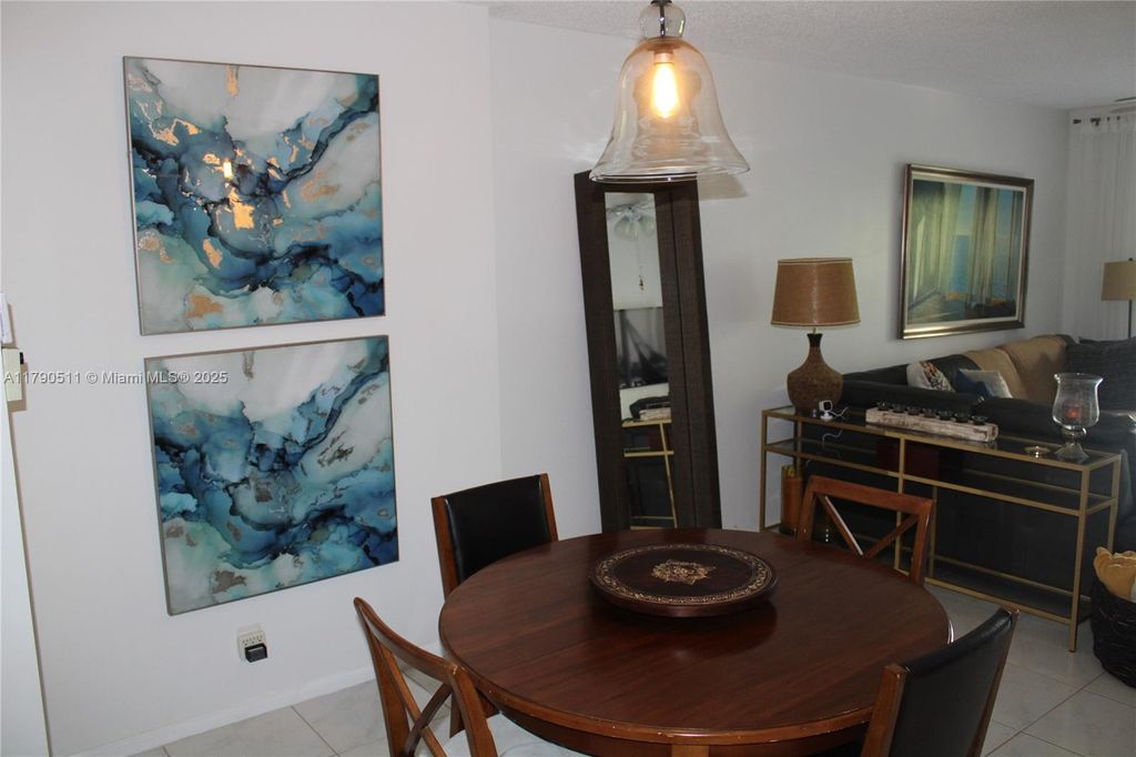 Photo of 4350 Hillcrest Dr #503, Hollywood, FL 33021 (MLS # A11790511)