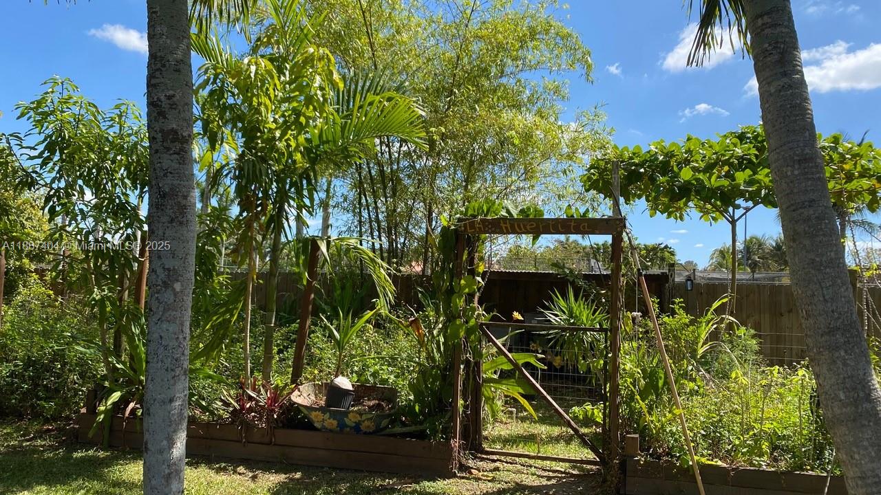 REDLAND 2.02 AC POOL PLUS - Residential