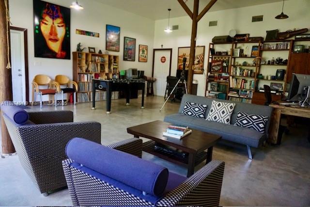 REDLAND 2.02 AC POOL PLUS - Residential