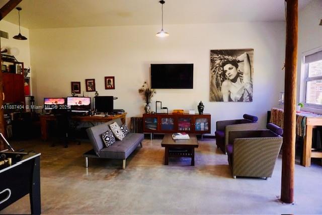 REDLAND 2.02 AC POOL PLUS - Residential