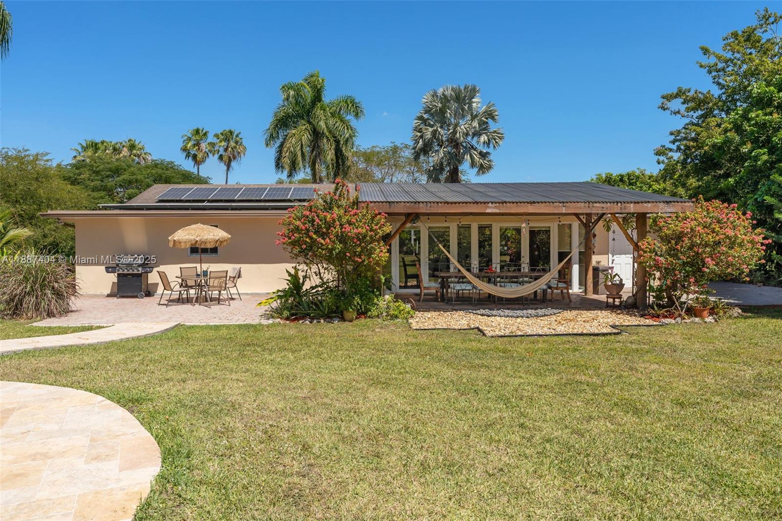 REDLAND 2.02 AC POOL PLUS - Residential