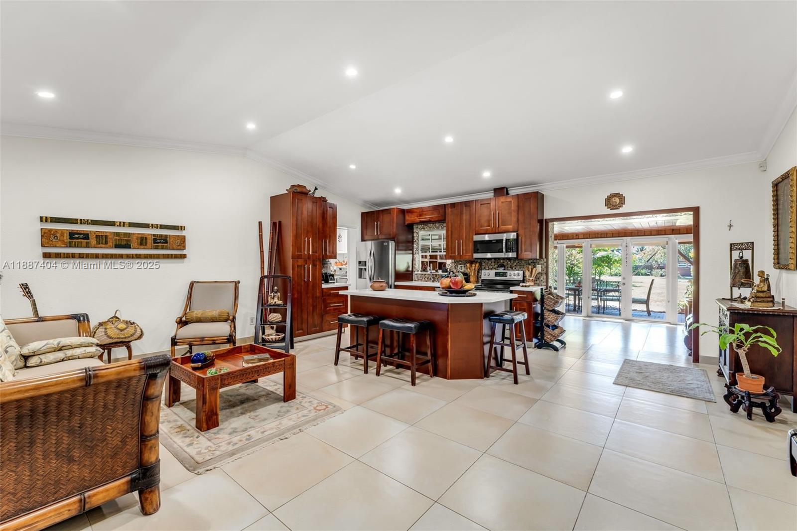 REDLAND 2.02 AC POOL PLUS - Residential