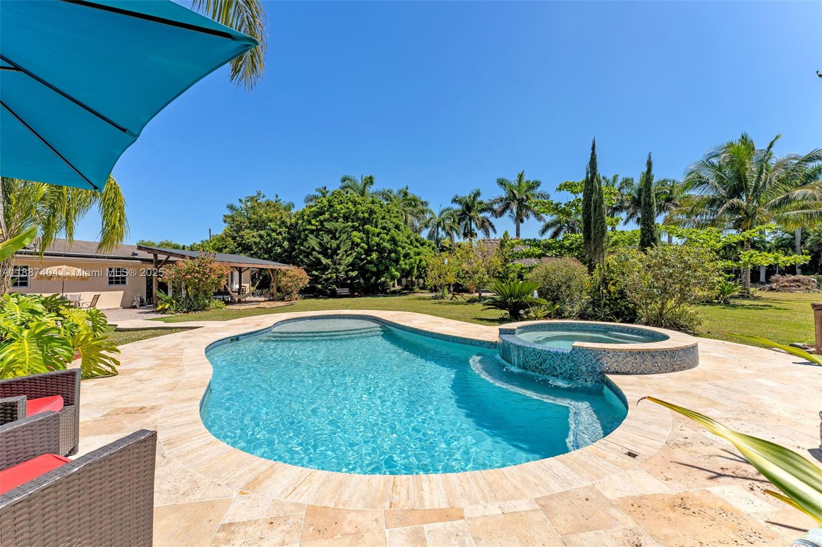 REDLAND 2.02 AC POOL PLUS - Residential