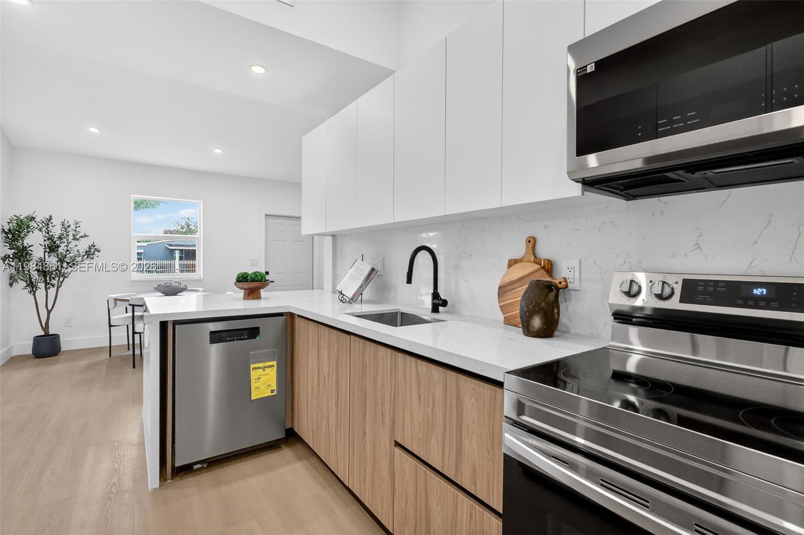 NORTH RIDGE - Residential