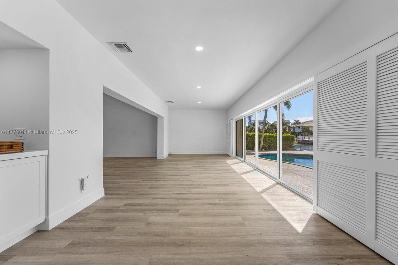 TROPIC ISLE 4TH SEC - Residential