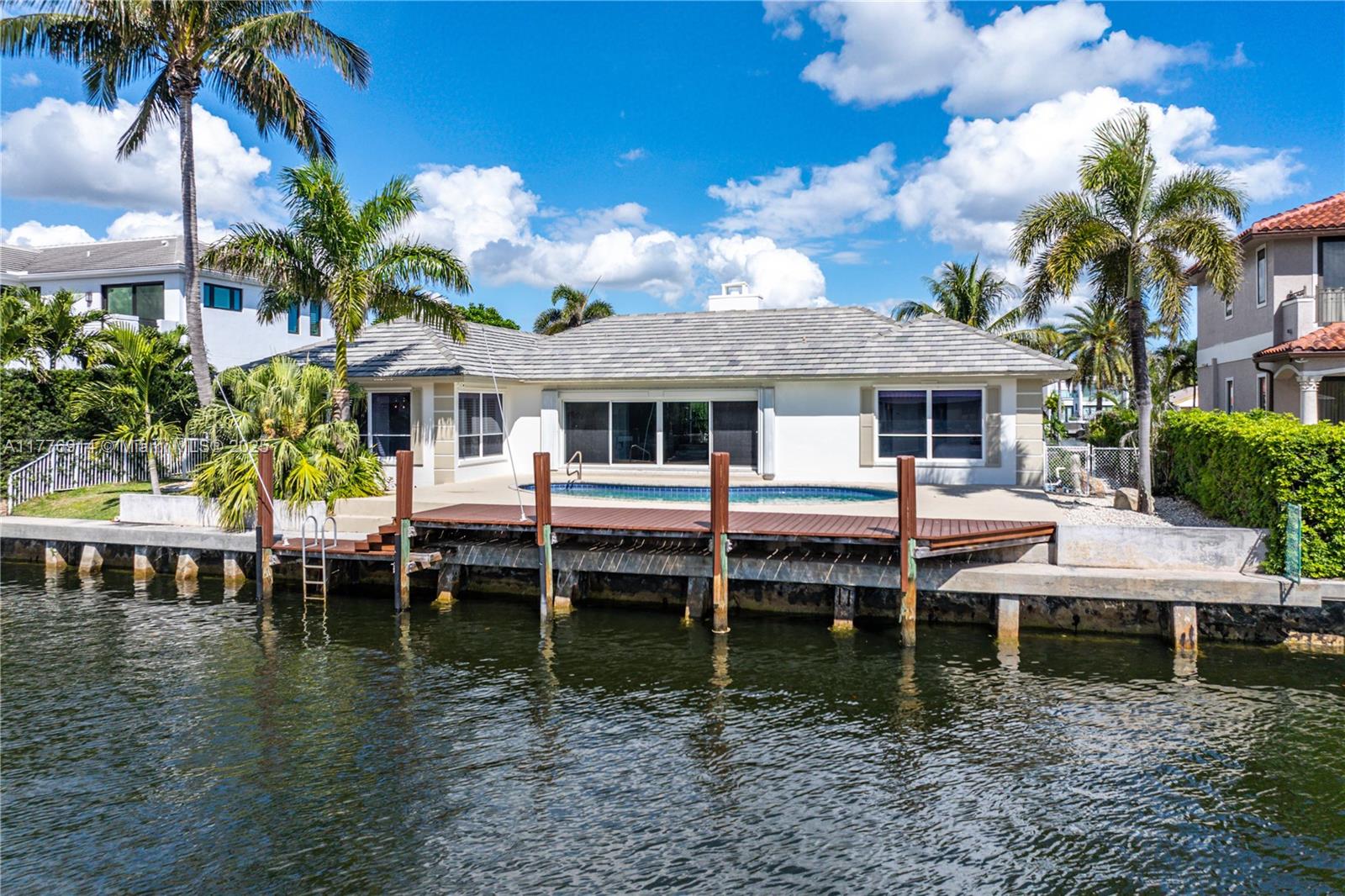 TROPIC ISLE 4TH SEC - Residential