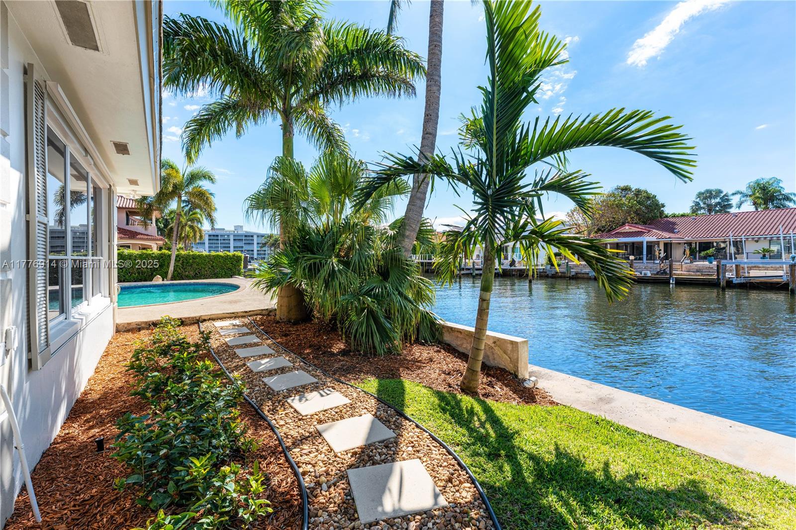 TROPIC ISLE 4TH SEC - Residential