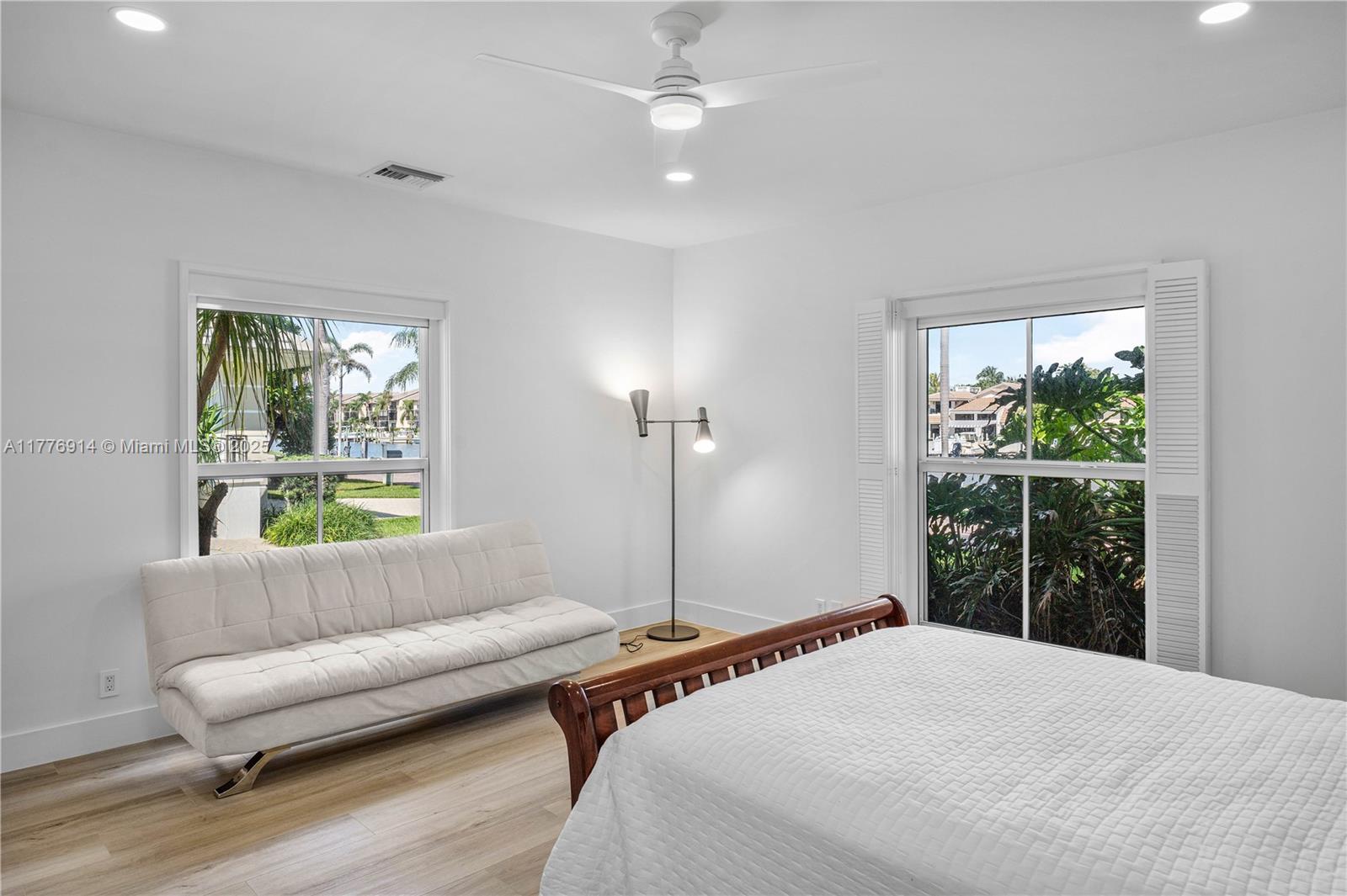 TROPIC ISLE 4TH SEC - Residential