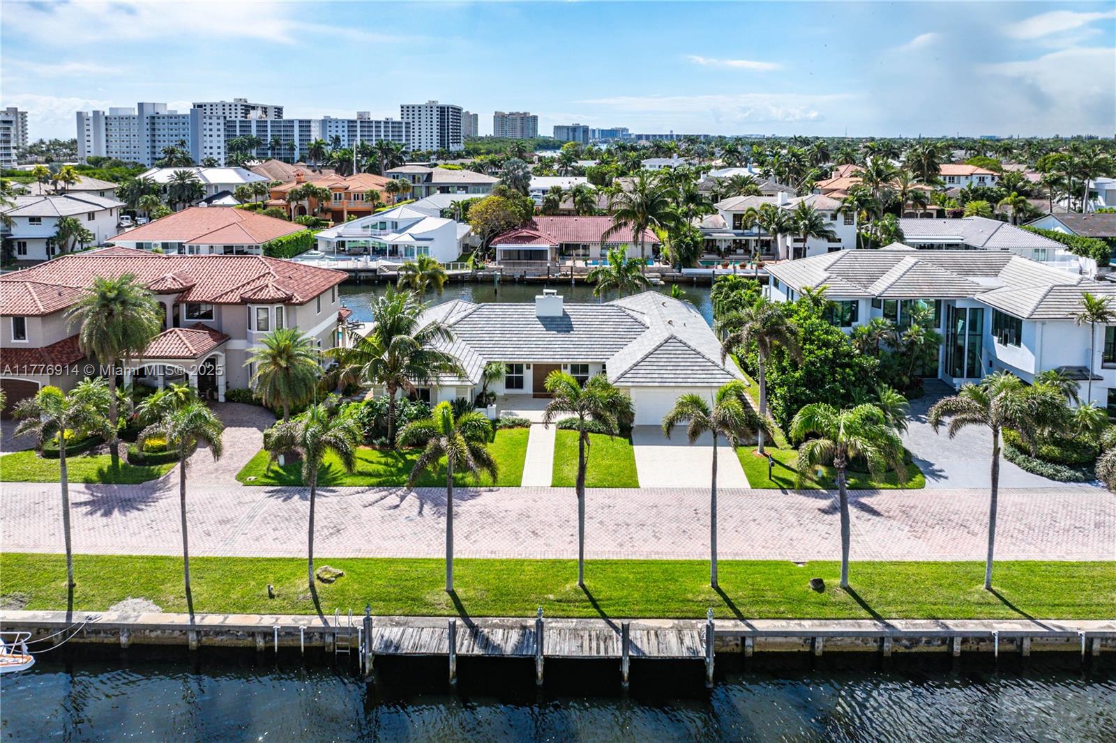 TROPIC ISLE 4TH SEC - Residential