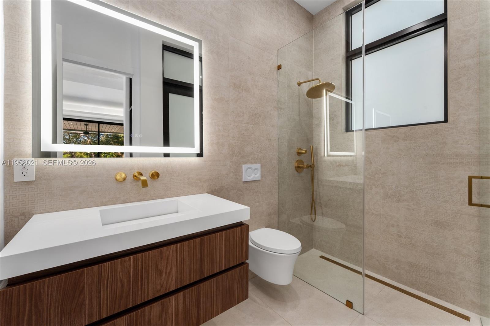 NUTMEG ESTATES - Residential