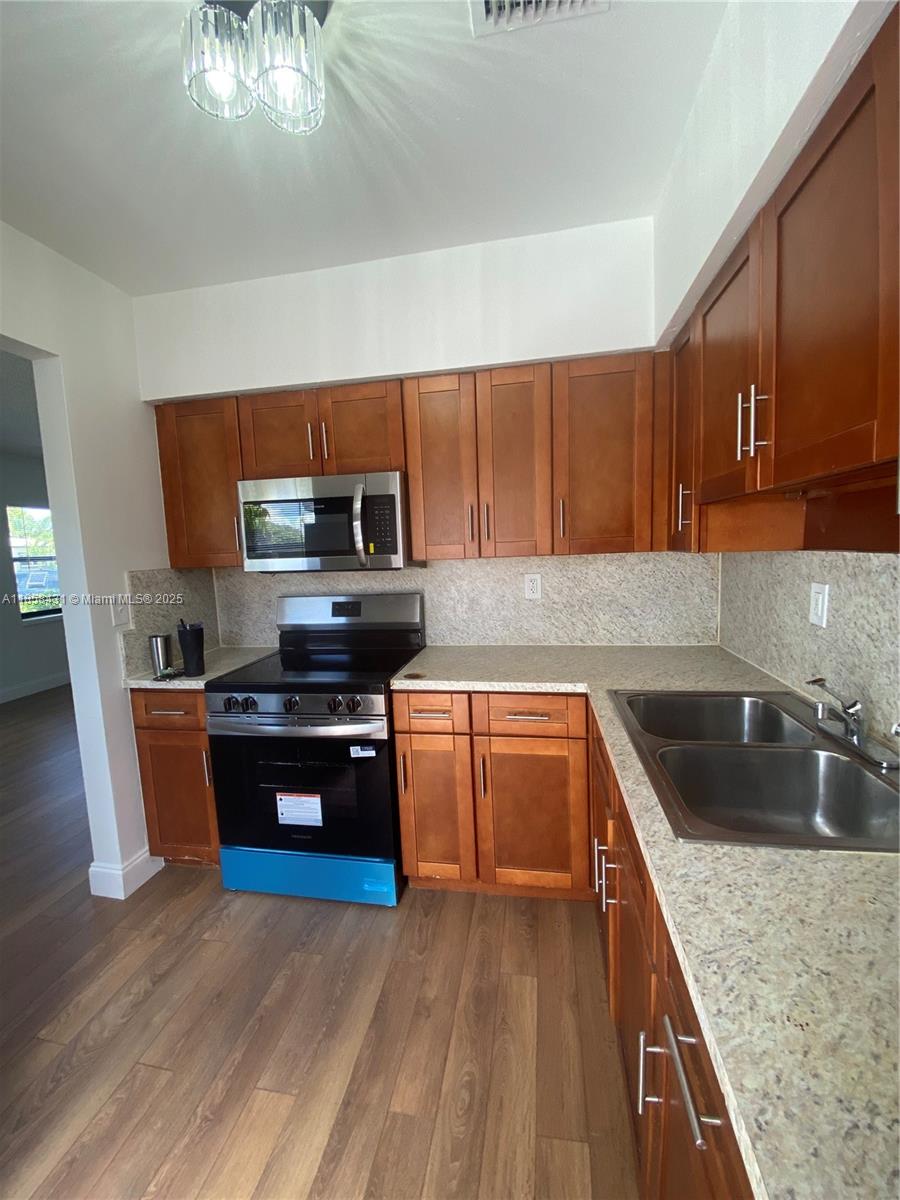 BREEZESWEPT HEIGHTS - Residential