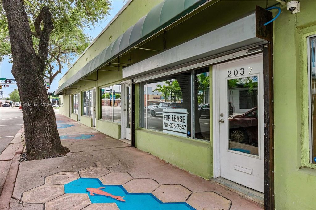 Photo of 2037 Tyler, Hollywood, FL 33020 (MLS # A11905920)