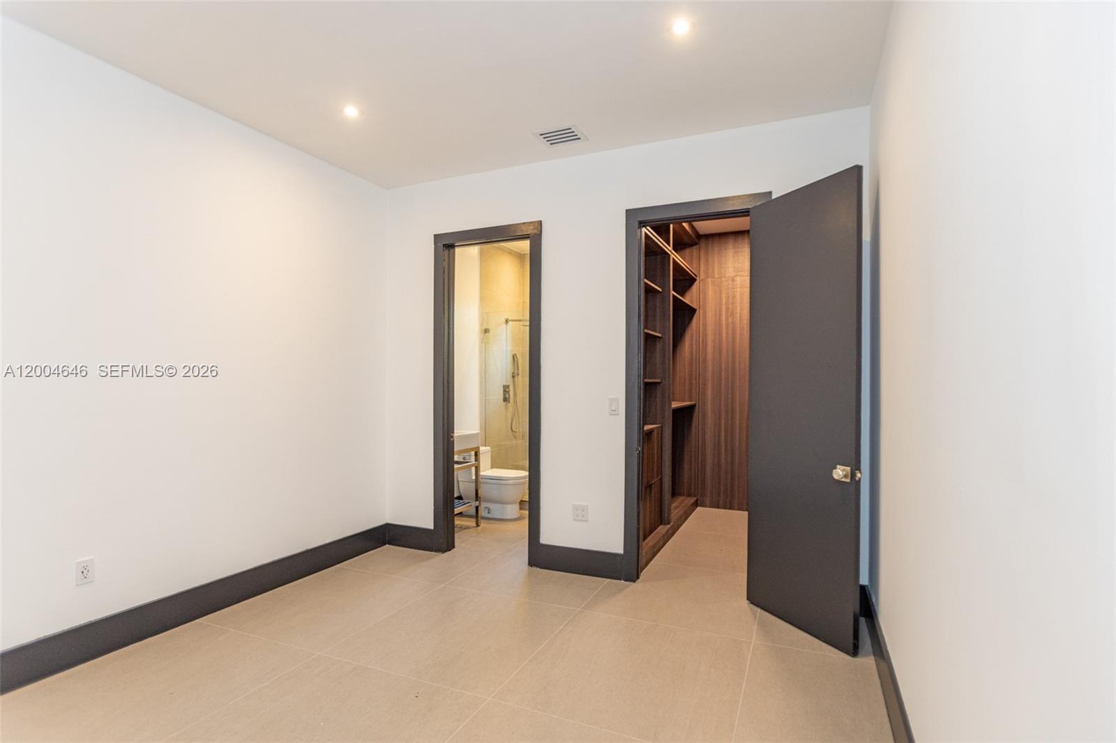 NORMANDY GOLF COURSE - Residential