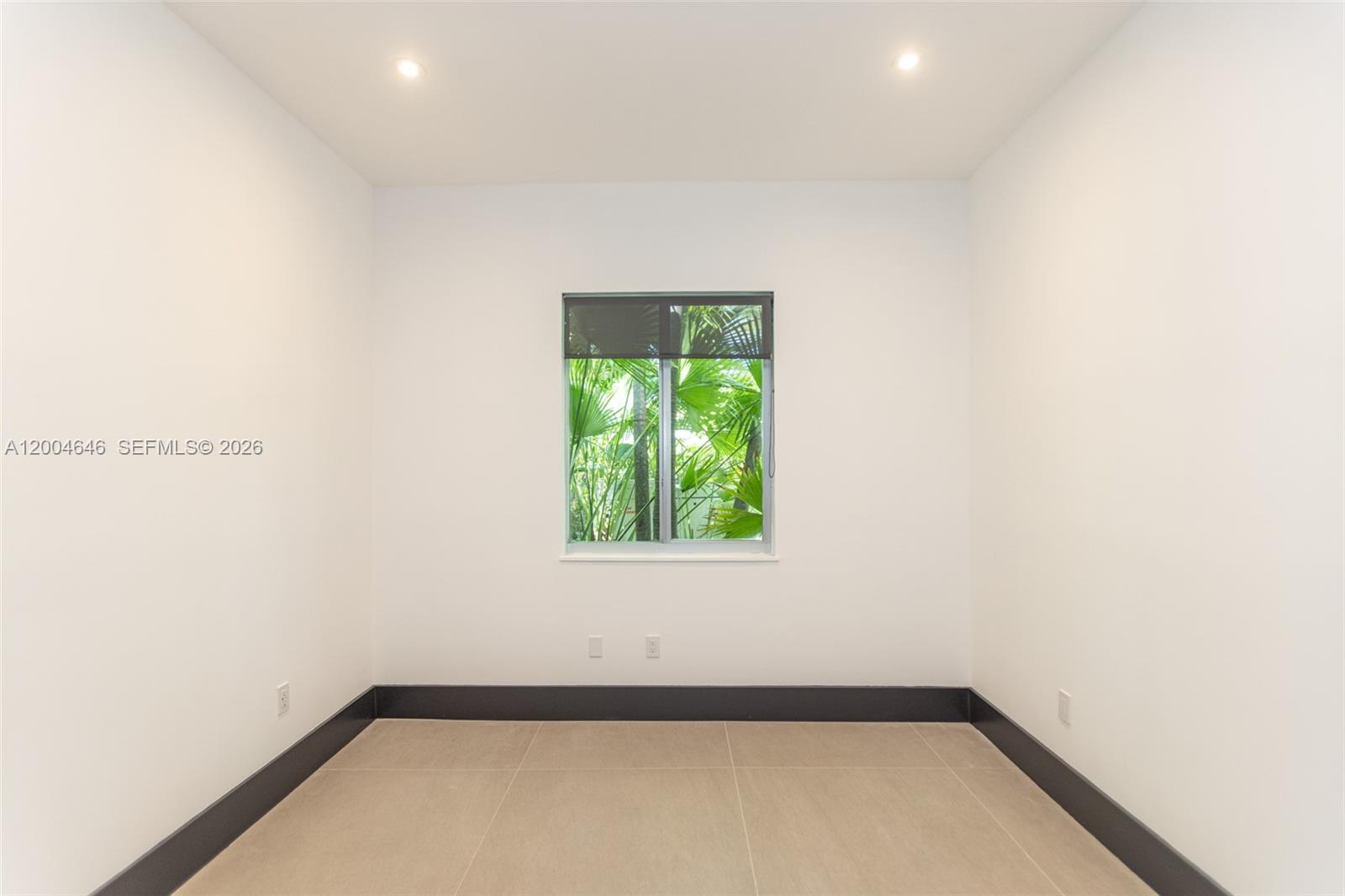 NORMANDY GOLF COURSE - Residential