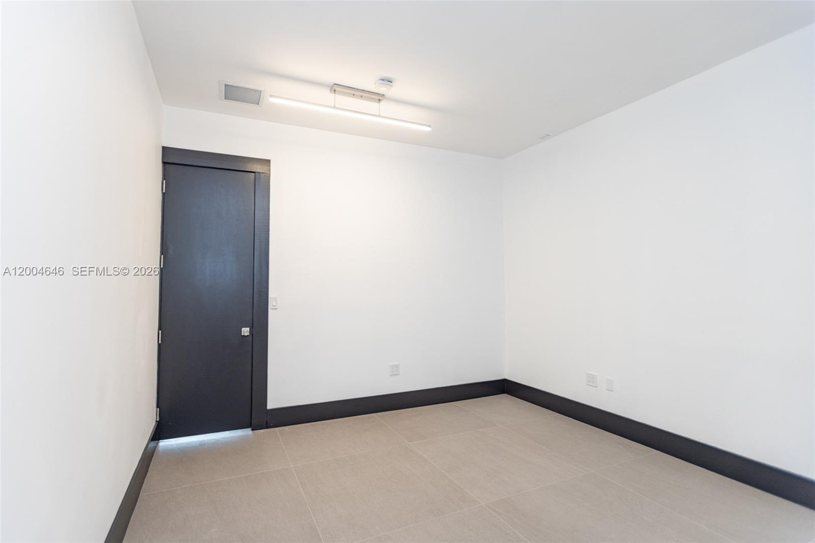 NORMANDY GOLF COURSE - Residential