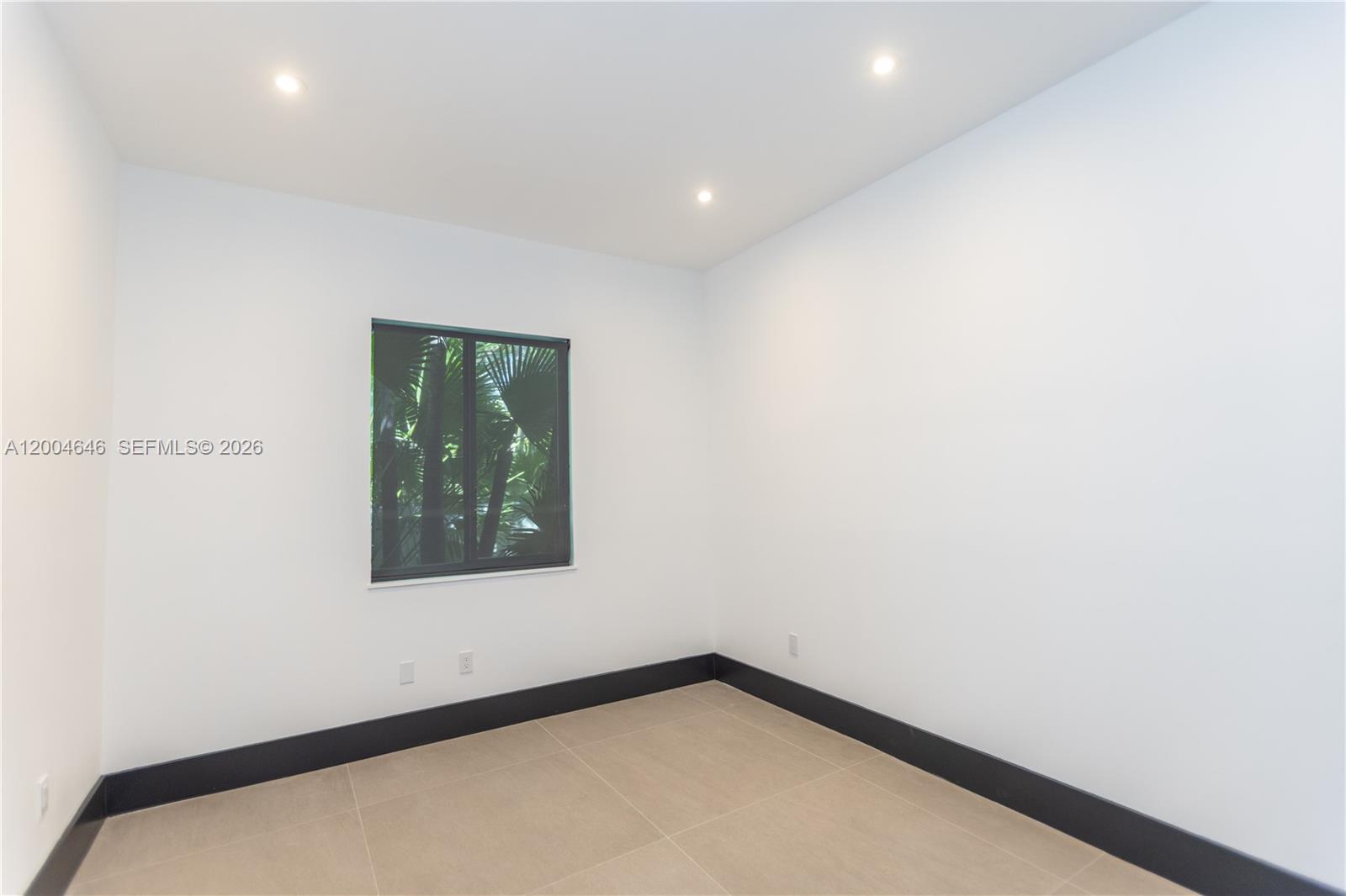 NORMANDY GOLF COURSE - Residential