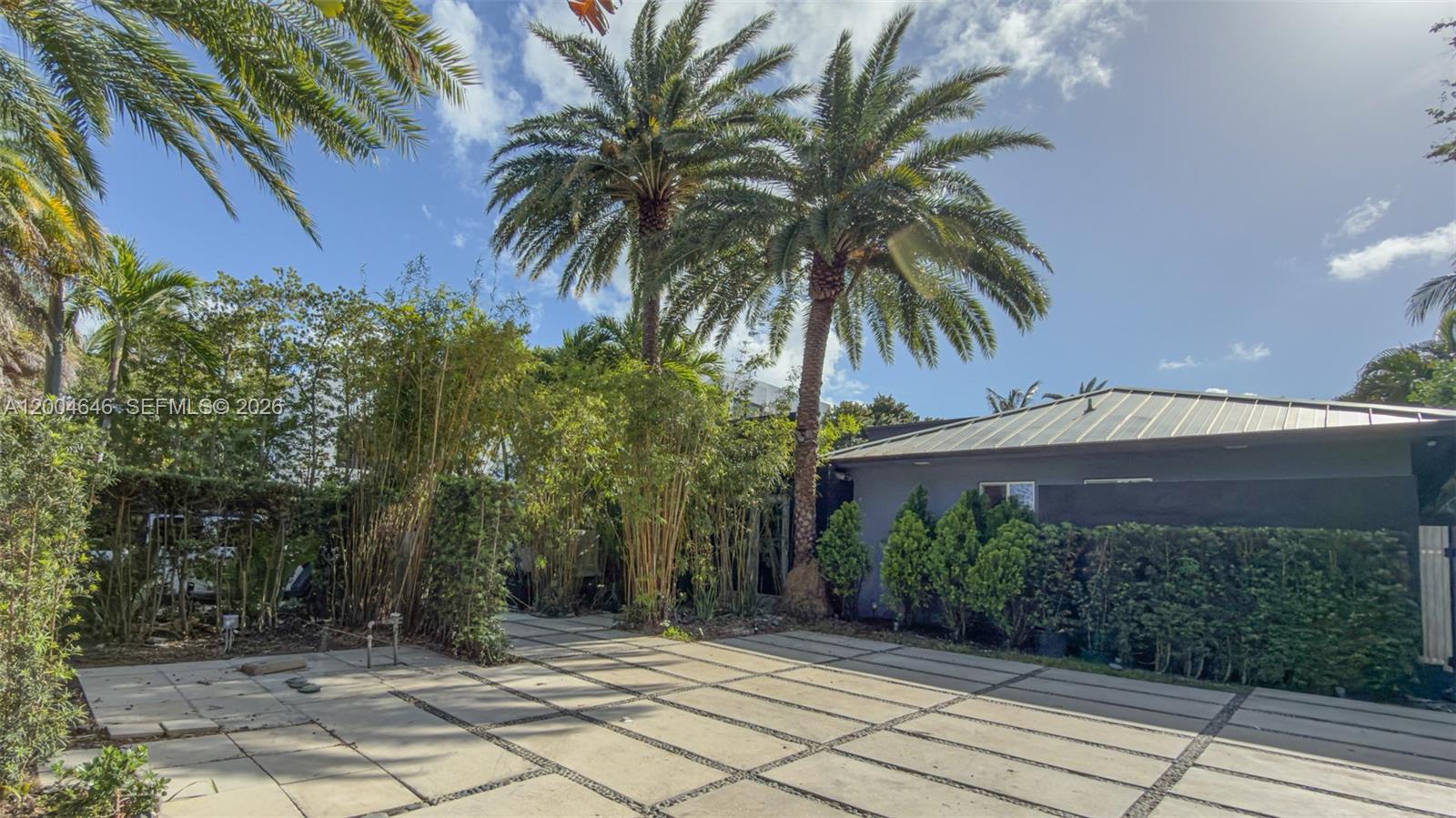 NORMANDY GOLF COURSE - Residential