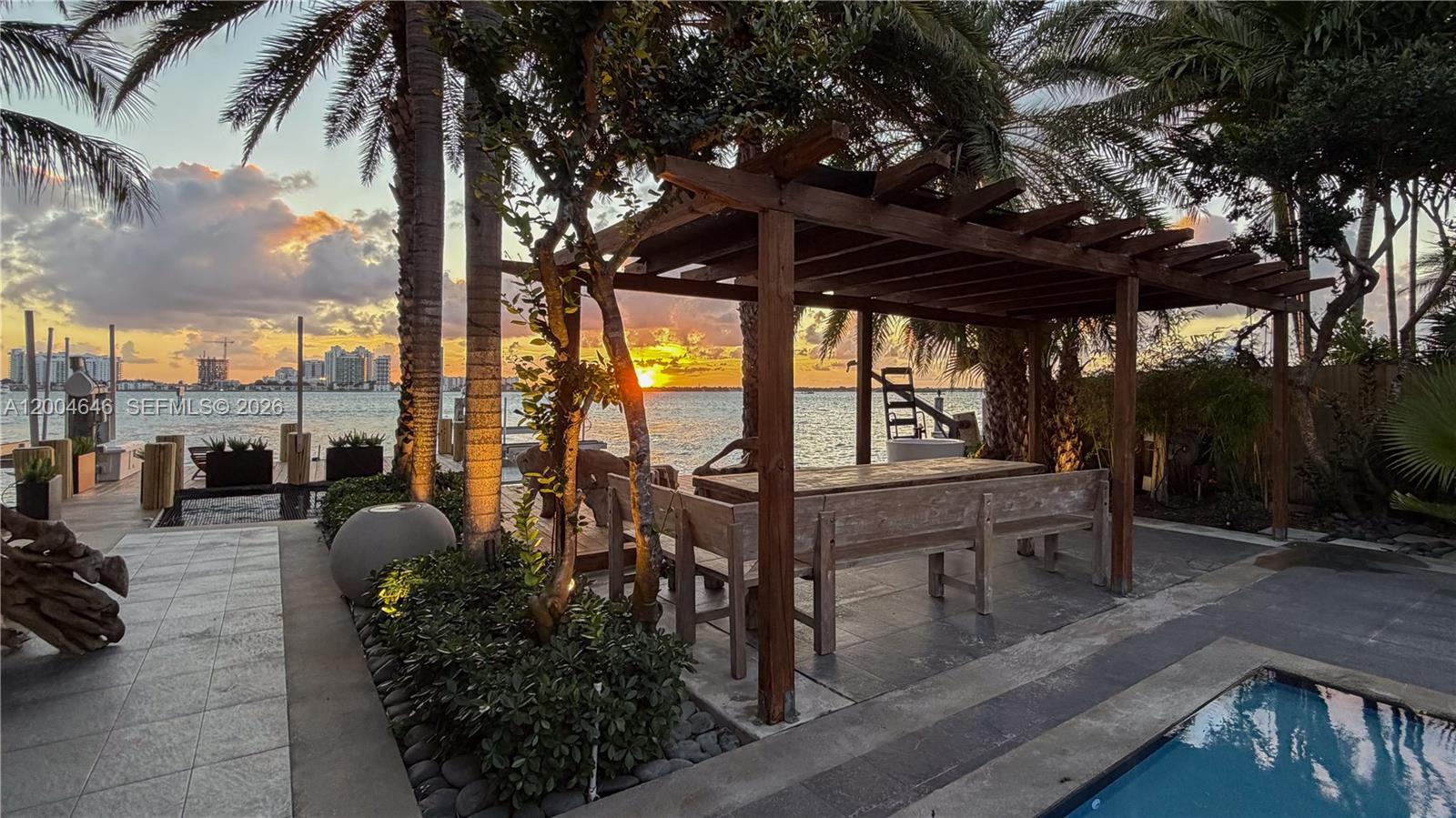 NORMANDY GOLF COURSE - Residential