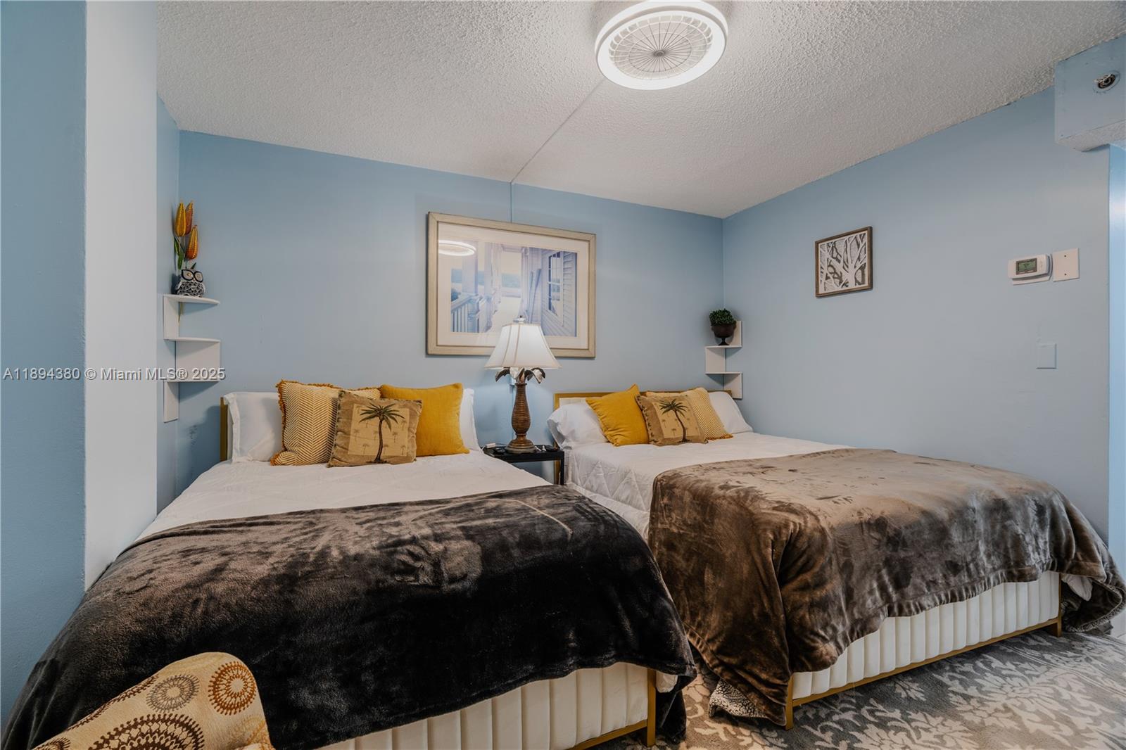 THE AVENTURA BEACH CLUB C - Residential Lease