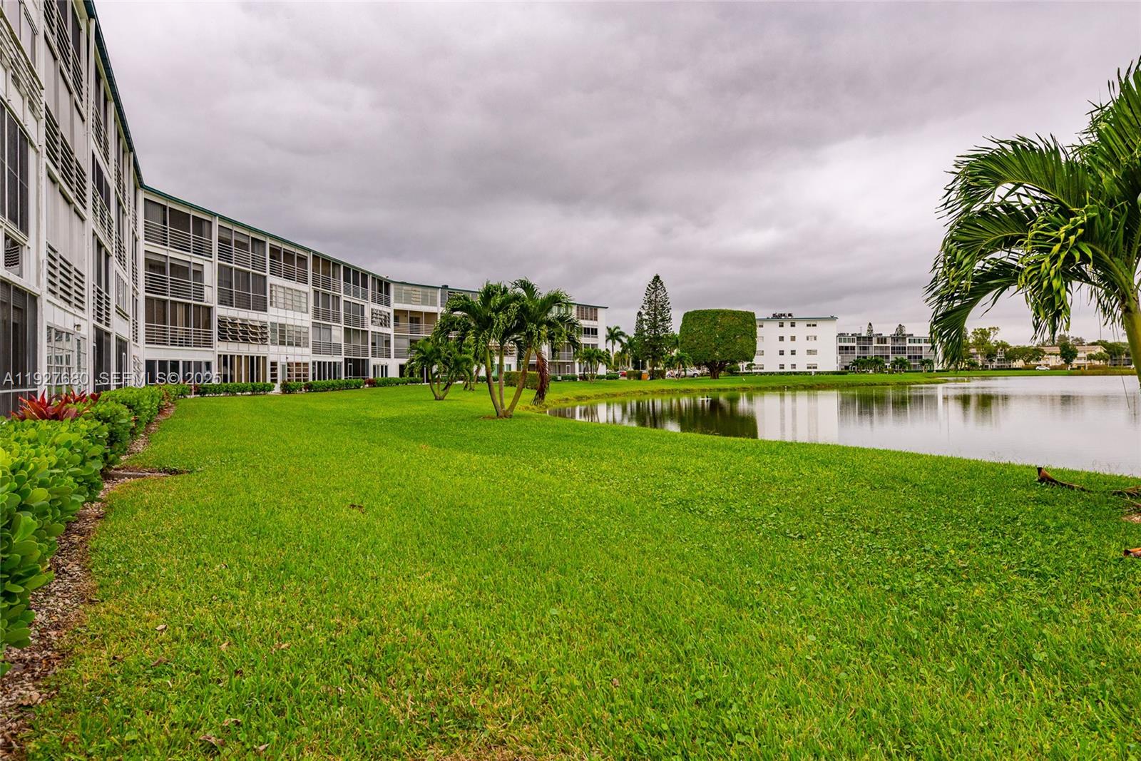 EXETER AT CENTURY VILLAGE - Residential