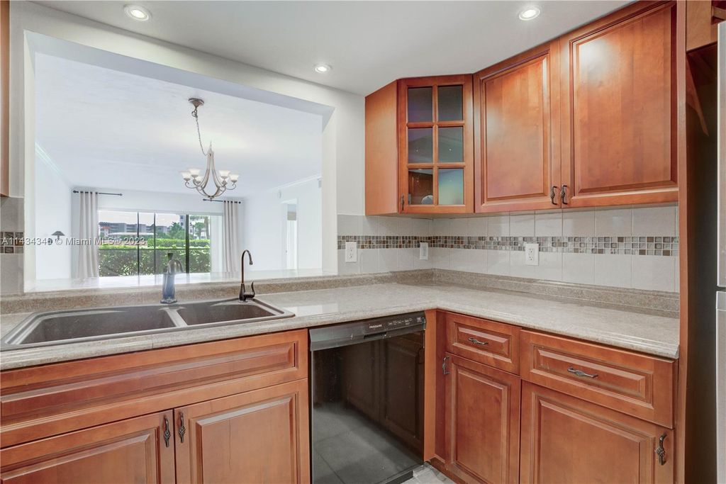 Photo of 1036 Us Highway 1 #116, North Palm Beach, FL 33408 (MLS # A11434346)