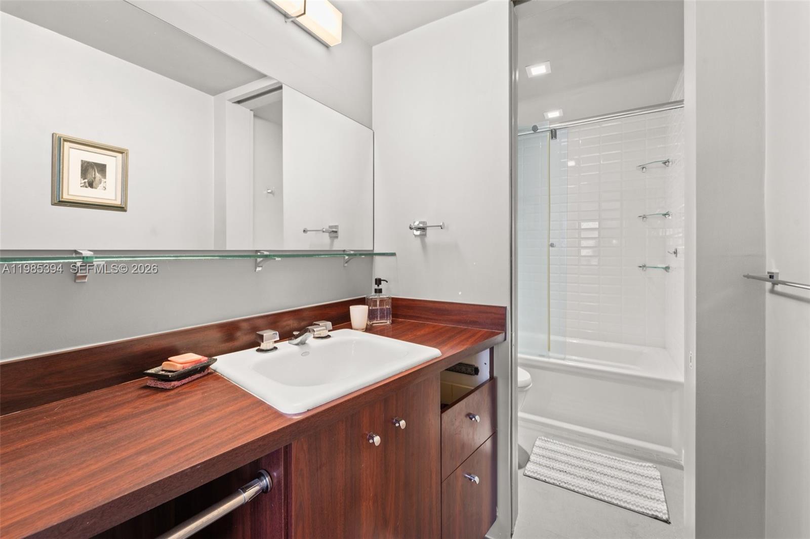 BELLE ISLE - Residential Lease