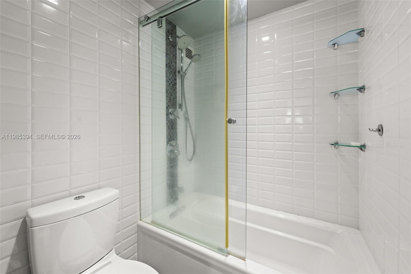 BELLE ISLE - Residential Lease