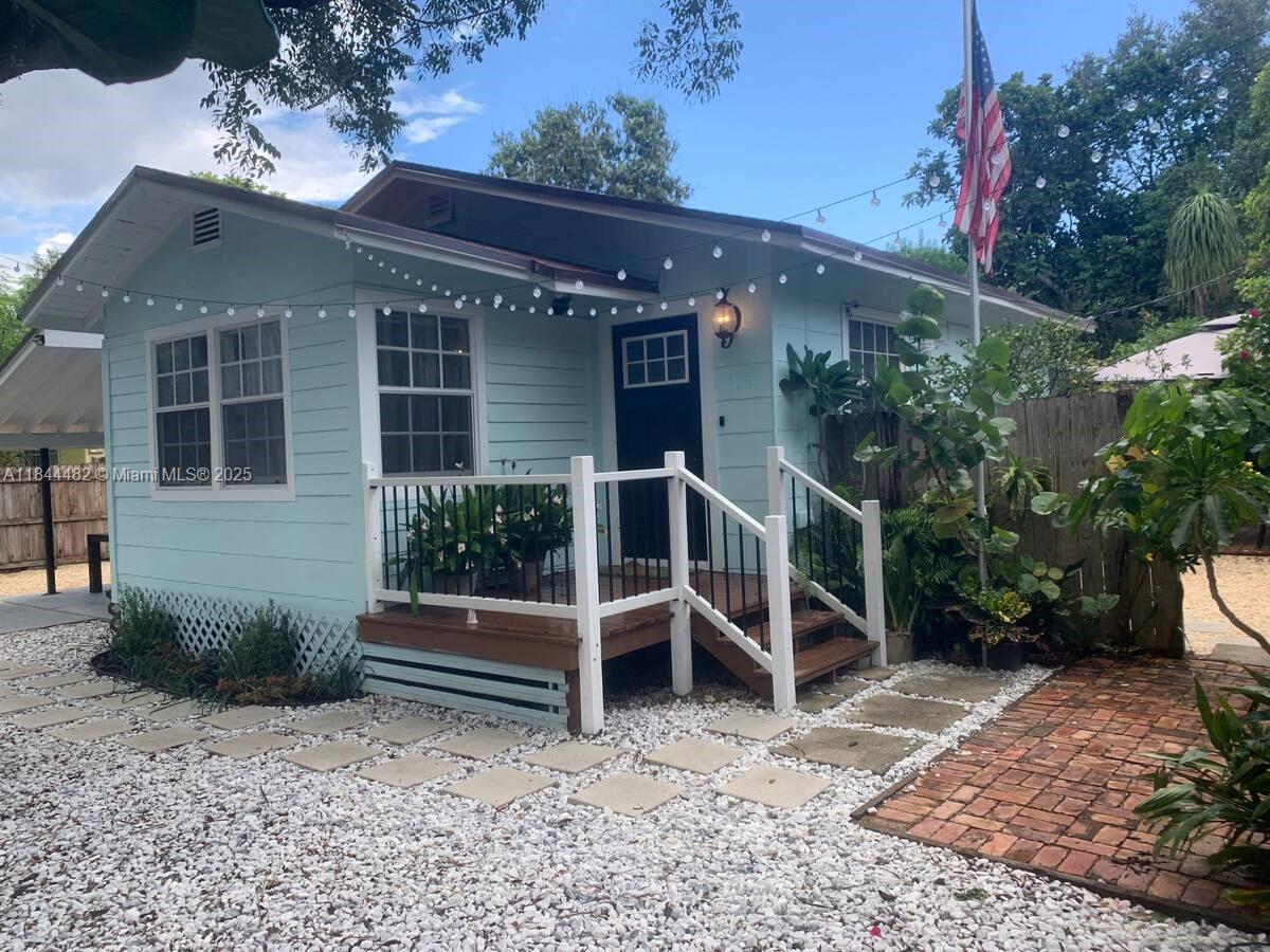 Updated 2-Bedroom Garden Home for Rent – Walk to Downtown Fort Lauderdale!
Welcome to this charming and nicely updated 2-bedroom, 1-bath single-family home, ideally located just minutes from downtown Fort Lauderdale with quick access to I-95. This light and bright home features a renovated kitchen and bathroom, plus a screened-in patio perfect for relaxing or entertaining.
Enjoy the privacy of a huge fenced and gated yard, plus the convenience of an in-unit washer & dryer and two storage sheds for extra space.
Situated in a prime location within walking distance to shops, dining, and entertainment — this home offers both comfort and convenience.
Available Now!
Tenant responsible for utilities.
Pets considered with additional deposit.