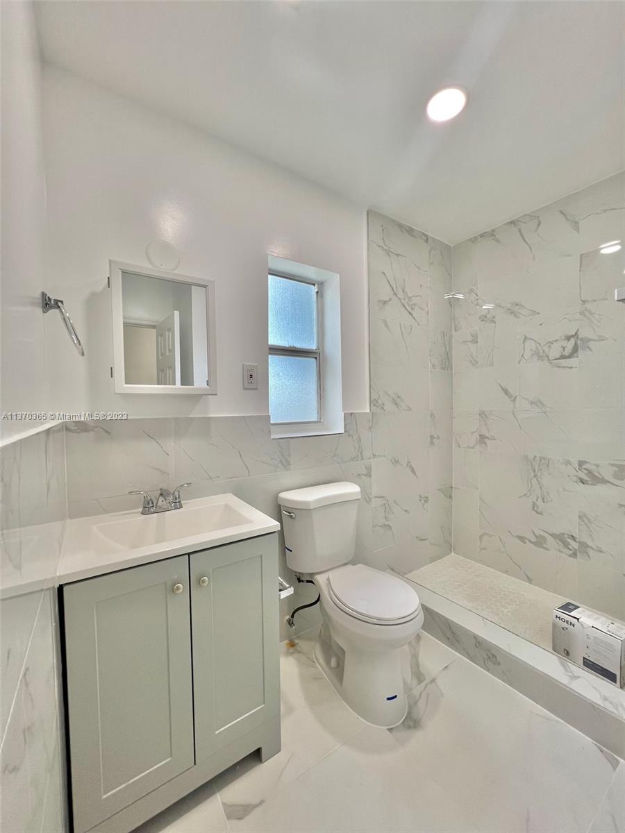 GRIFFING BISC PARK EST - Residential Lease