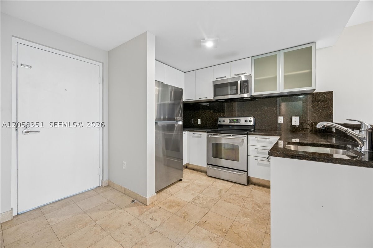 3339 Virginia St PH-3
